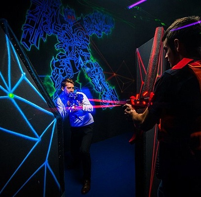 Игра в лазертаг в Абакане. Сервис Ultra Подарки. Купить лазертаг в городе Абаканf. Попробуйте лазерный пейнтбол в лазертаг клубе. Цены на лазертаг. Сервис: UltraPodarki.ru 8 800 505 95 30. Лазертаг в Абакане, купить лазертаг Абакан, лазертаг, купить лазертаг, лазерный пейнтбол Абакан, лазертаг для детей Абакан, лазертаг клуб, лазертаг клуб Абакан