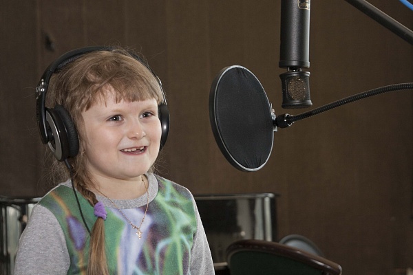 Запись песни в Абакане. Ultra Подарки. Запись песни в студии звукозаписи Абакана. Купить сертификат на создание своей песни в студии. Ultra Подарки Сервис UltraPodarki.ru 8 800 505 95 30. Запись песни Абакан, запись песни, запись песни в студии Абакана, запись песни в студии, сертификат на запись песни в Абакане, сертификат на запись песни, урок вокала Абакан, урок вокала, обучение вокалу Абакан, обучение вокалу, эстрадный вокал Абакан, эстрадный вокал,  создание песни Абакан, создание песни