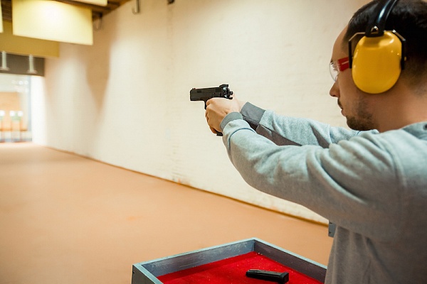 Стрельба из боевого оружия. Боевой тир в Абакане. Ultra Подарки. Стрельба из боевого оружия #в Томске#в. Попробуйте настоящую стрельбу из огнестрельного оружия в боевом тире. UltraPodarki.ru 8 800 505 95 30.. Стрельба из боевого оружия Абакан, боевой тир Абакан, стрельба из огнестрельного оружия Абакан, Стрельба из боевого оружия, Стрельба Абакан, стрельба из пистолета Абакан, стрельба из карабина Абакан, стрельба из снайперской винтовки Абакан