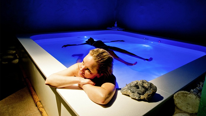СПА процедура Флоатинг в Абакане. Ultra Подарки. Флоатинг #вМоскве#. Испытайте настоящее расслабление от СПА процедуры флоатинг в флотационной камере. Сервис: UltraPodarki.ru 8 800 505 95 30. Флоатинг Абакан, флоатинг, купить флоатинг, купить флоатинг в Абакане, СПА процедура флоатинг в Абакане, флотационная камера, флотационный резервуар, сеанс, флоатинга Абакан