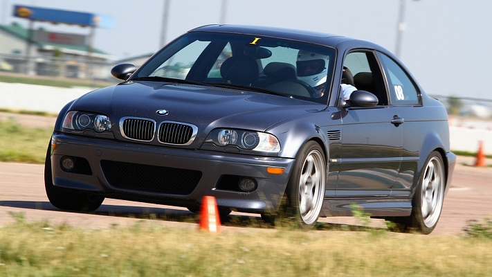 Контраварийное вождение в Абакане. Ultra Подарки. Купить уроки контраварийного вождения в Абакане. Научитесь водить машину в любых условиях! Сервис UltraPodarki.ru 8 800 505 95 30. Контраварийное вождение Абакан, контраварийное вождение, экстремальное вождение Абакан, экстремальное вождение, обучение вождению Абакан, обучение вождению, вождение Абакан, вождение,  курс вождения Абакан, курс вождения, курсы экстремальное вождения Абакан, курсы экстремального вождения, обучение в автошколе Абакан, обучение в автошколе