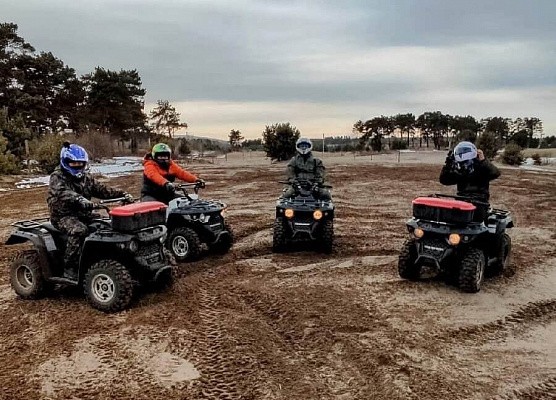 Катание на квадроциклах в Абакане. Подарочные сертификаты Ultra Подарки. Подарочный сертификат на катание на квадроциклах в Абакане. Закажите прокат квадроциклов и наслаждайтесь активным отдыхом с друзьями. Выбирайте живописные маршруты для езды на квадроциклах. Сервис UltraPodarki.ru 8 800 505 95 30. Катание на квадроциклах, катание на квадроциклах Абакан, прокат квадроциклов, прокат квадроциклов Абакан, езда на квадроцикле, езда на квадроцикле Абакан, катание на квадроциклах зимой, Катание на квадроциклах летом, сертификат на катание на квадроциклах, сертификат квадроциклы, сертификат квадроциклы Абакан
