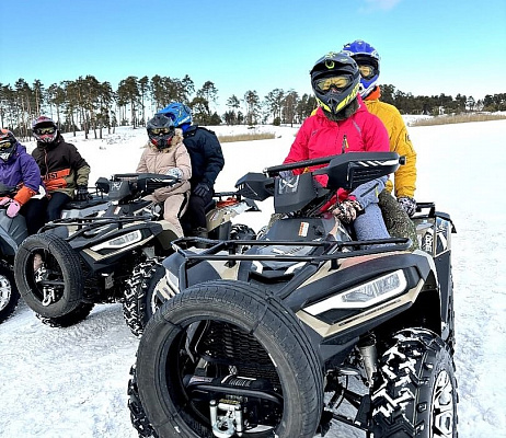 Катание на квадроциклах в Абакане. Подарочные сертификаты Ultra Подарки. Подарочный сертификат на катание на квадроциклах в Абакане. Закажите прокат квадроциклов и наслаждайтесь активным отдыхом с друзьями. Выбирайте живописные маршруты для езды на квадроциклах. Сервис UltraPodarki.ru 8 800 505 95 30. Катание на квадроциклах, катание на квадроциклах Абакан, прокат квадроциклов, прокат квадроциклов Абакан, езда на квадроцикле, езда на квадроцикле Абакан, катание на квадроциклах зимой, Катание на квадроциклах летом, сертификат на катание на квадроциклах, сертификат квадроциклы, сертификат квадроциклы Абакан
