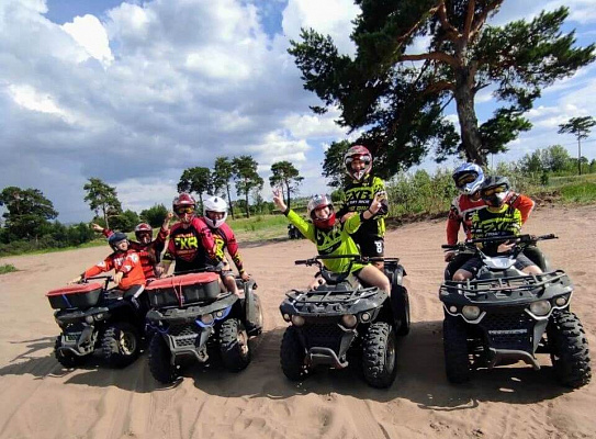 Катание на квадроциклах в Абакане. Подарочные сертификаты Ultra Подарки. Подарочный сертификат на катание на квадроциклах в Абакане. Закажите прокат квадроциклов и наслаждайтесь активным отдыхом с друзьями. Выбирайте живописные маршруты для езды на квадроциклах. Сервис UltraPodarki.ru 8 800 505 95 30. Катание на квадроциклах, катание на квадроциклах Абакан, прокат квадроциклов, прокат квадроциклов Абакан, езда на квадроцикле, езда на квадроцикле Абакан, катание на квадроциклах зимой, Катание на квадроциклах летом, сертификат на катание на квадроциклах, сертификат квадроциклы, сертификат квадроциклы Абакан
