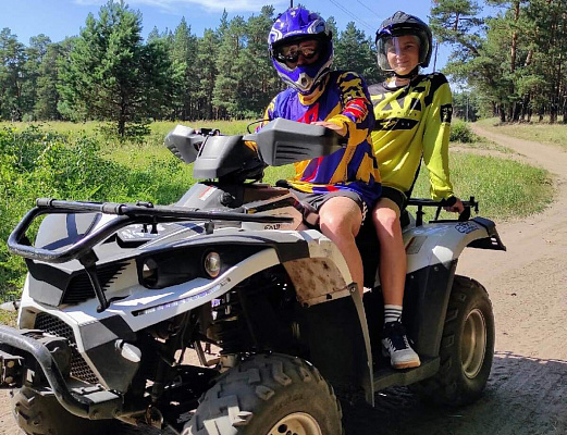 Катание на квадроциклах в Абакане. Подарочные сертификаты Ultra Подарки. Подарочный сертификат на катание на квадроциклах в Абакане. Закажите прокат квадроциклов и наслаждайтесь активным отдыхом с друзьями. Выбирайте живописные маршруты для езды на квадроциклах. Сервис UltraPodarki.ru 8 800 505 95 30. Катание на квадроциклах, катание на квадроциклах Абакан, прокат квадроциклов, прокат квадроциклов Абакан, езда на квадроцикле, езда на квадроцикле Абакан, катание на квадроциклах зимой, Катание на квадроциклах летом, сертификат на катание на квадроциклах, сертификат квадроциклы, сертификат квадроциклы Абакан
