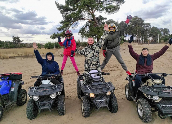 Катание на квадроциклах в Абакане. Подарочные сертификаты Ultra Подарки. Подарочный сертификат на катание на квадроциклах в Абакане. Закажите прокат квадроциклов и наслаждайтесь активным отдыхом с друзьями. Выбирайте живописные маршруты для езды на квадроциклах. Сервис UltraPodarki.ru 8 800 505 95 30. Катание на квадроциклах, катание на квадроциклах Абакан, прокат квадроциклов, прокат квадроциклов Абакан, езда на квадроцикле, езда на квадроцикле Абакан, катание на квадроциклах зимой, Катание на квадроциклах летом, сертификат на катание на квадроциклах, сертификат квадроциклы, сертификат квадроциклы Абакан
