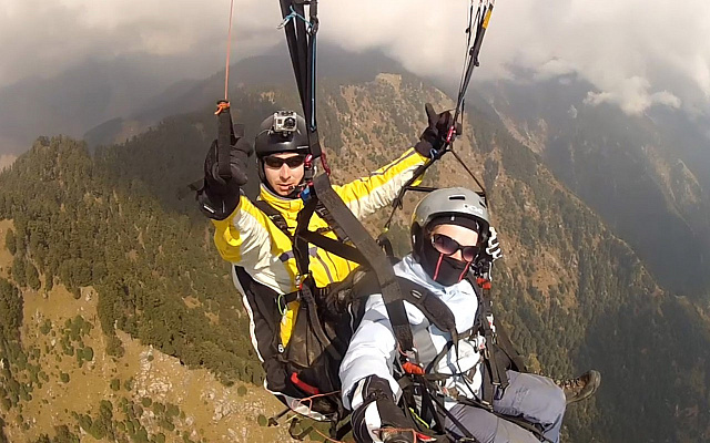 Полёт с инструктором на параплане в Абакане. Ultra Подарки. Полёт с инструктором на параплане в Абакане. Попробуйте полёт на двухместном параплане над столицей. Сервис: UltraPodarki.ru 8 800 505 95 30. Полёт на параплане, полёт на параплане Абакан, полёт с инструктором на параплане Абакан, полёт с инструктором на параплане, параплан Абакан, параплан, парапланеризм Абакан, купить параплан Абакан